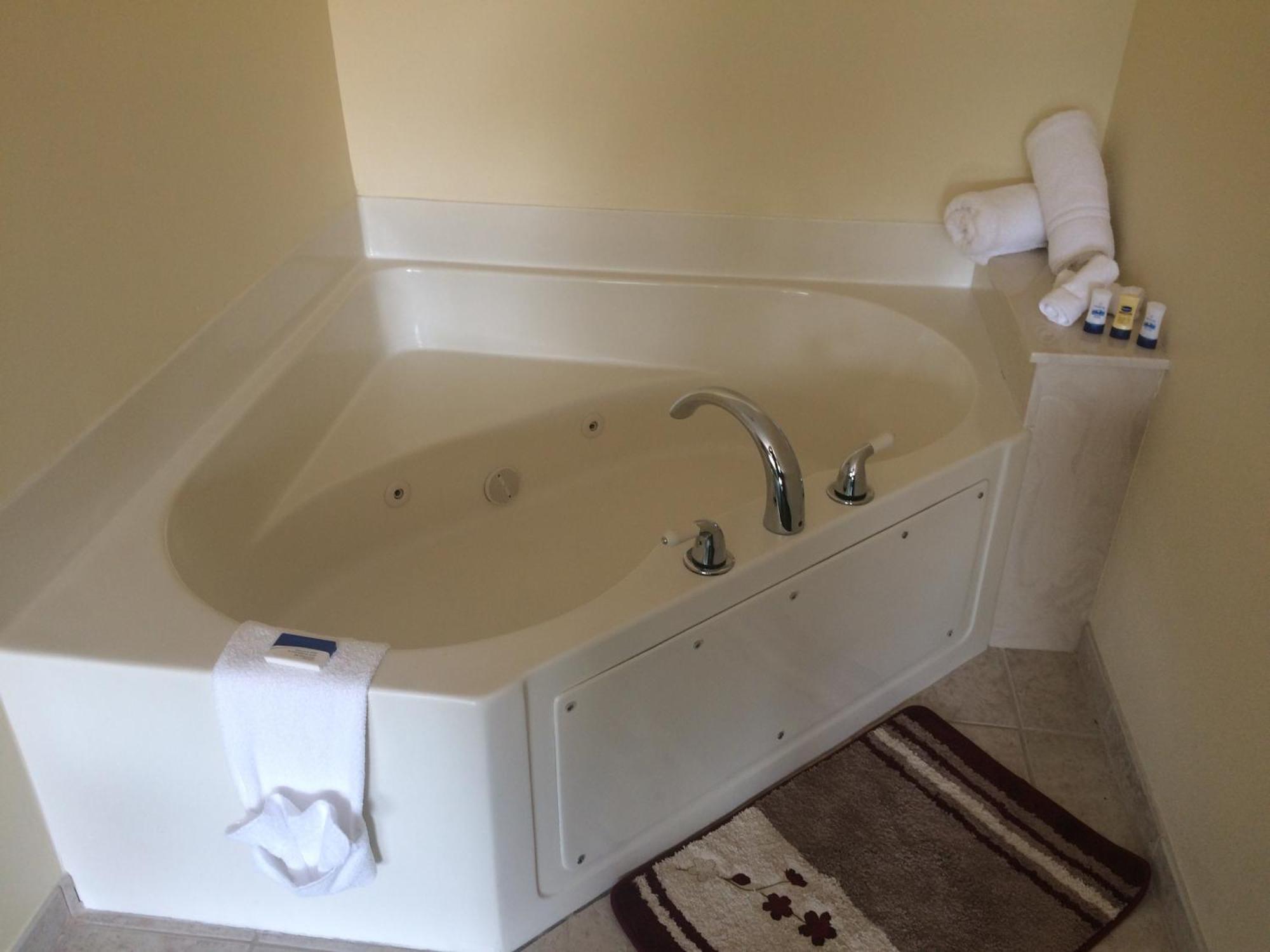 Hurricane Inn Waynesboro Экстерьер фото