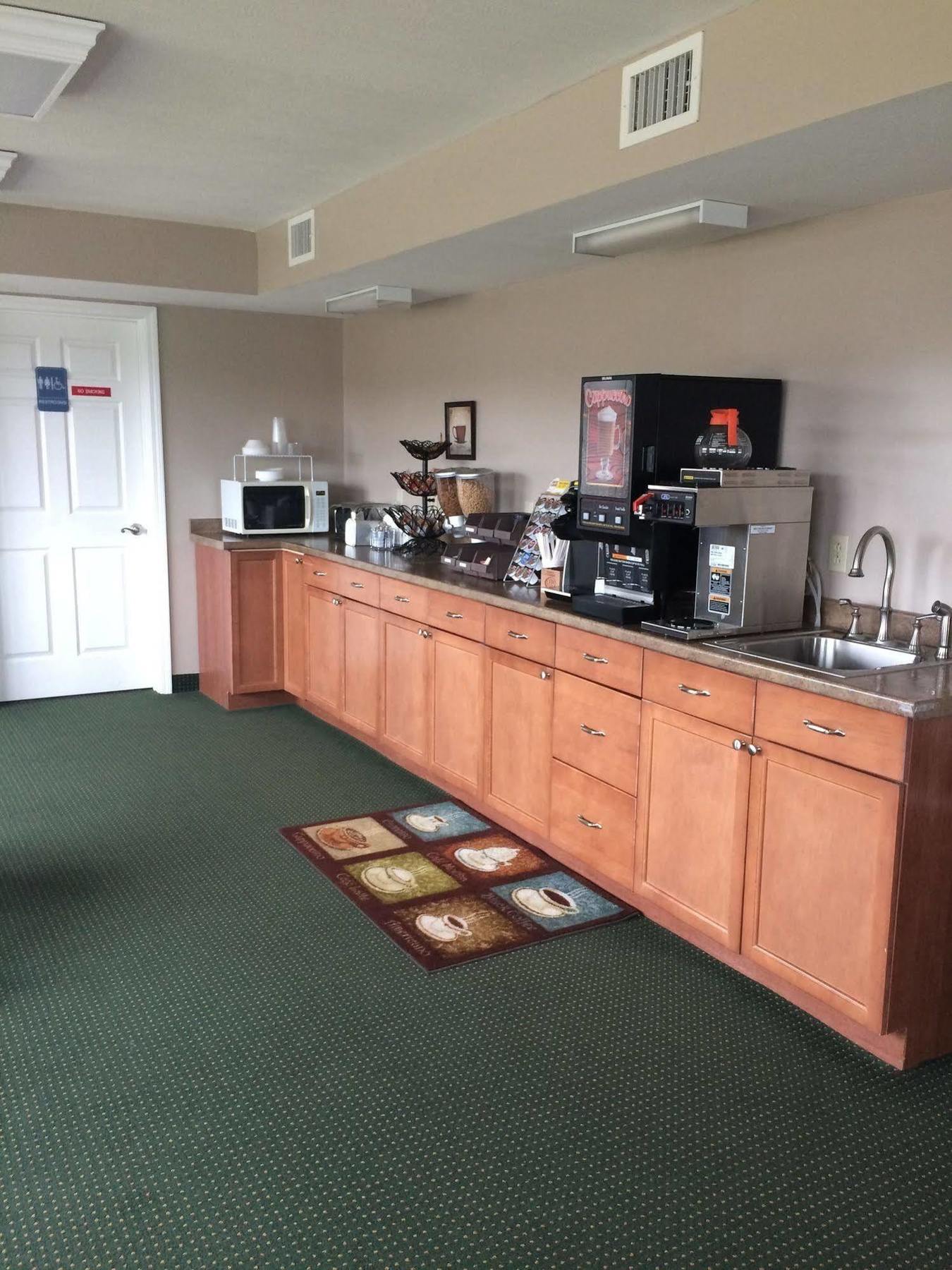 Hurricane Inn Waynesboro Экстерьер фото