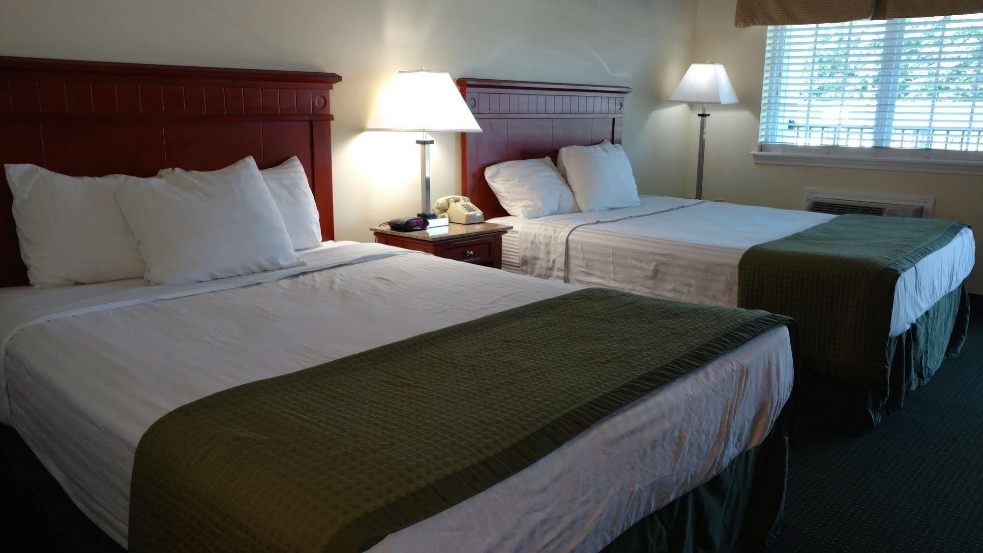 Hurricane Inn Waynesboro Экстерьер фото